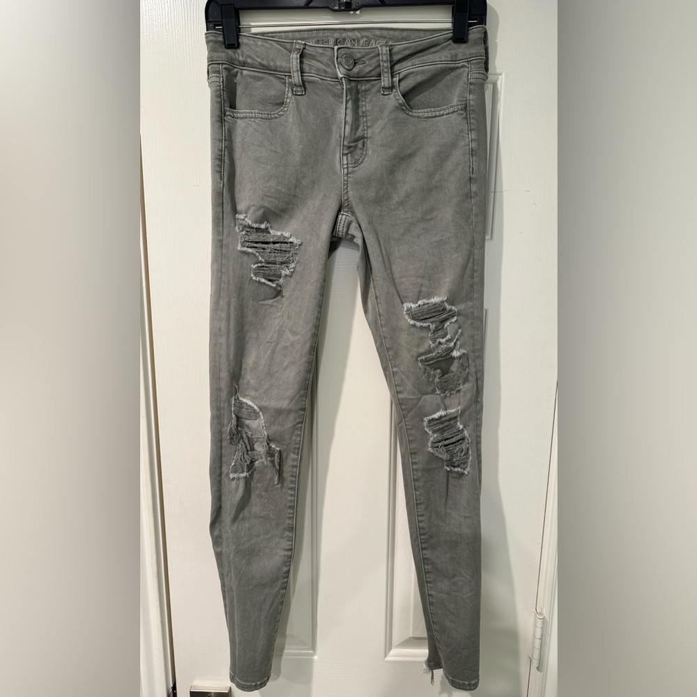 American Eagle Next Level Stretch Distressed Wash Skinny Jeans Size 4